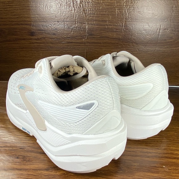 Brooks Ghost max 3 women’s shoe size 9.5 wide - Picture 4 of 13